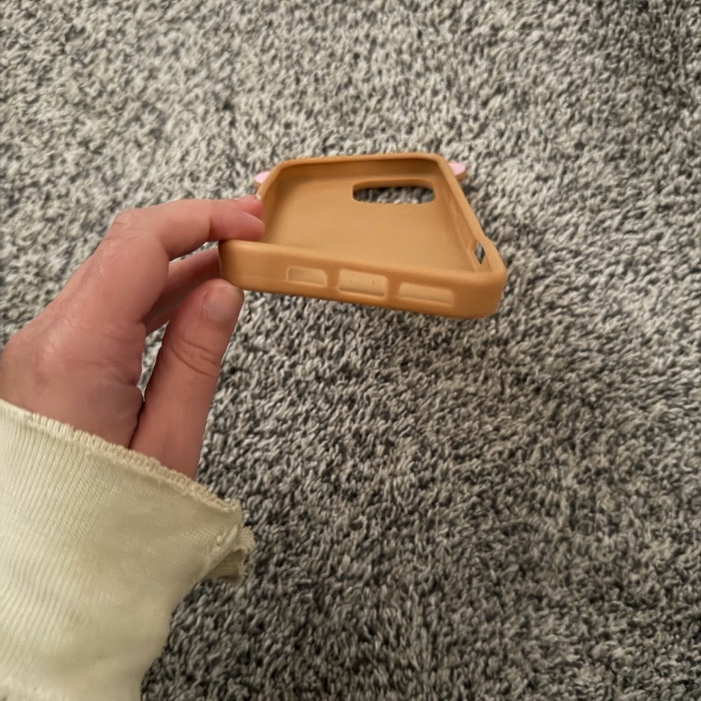 iPhone 16 Pro Max Rilakkuma Case - Picture 3 of 6